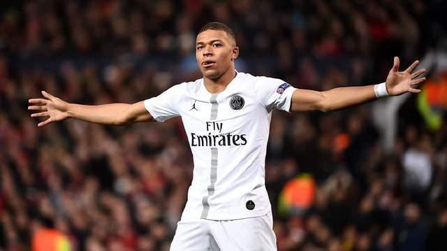 德甲最新积分战报 多特大胜差拜仁8分