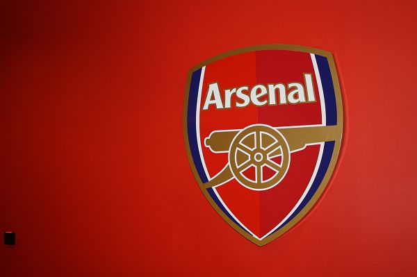 一觉醒来！NBA两大重磅消息：约基奇月底复出，独行侠兜售浓眉索筹码