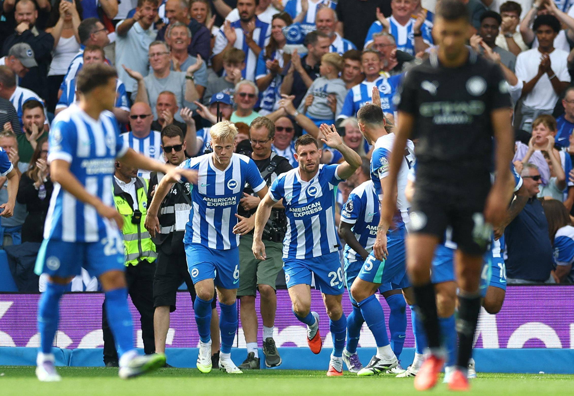 LPL张开血盆大口，AL危机时刻，圣枪挺身而出，鳄鱼一战杀崩GEN